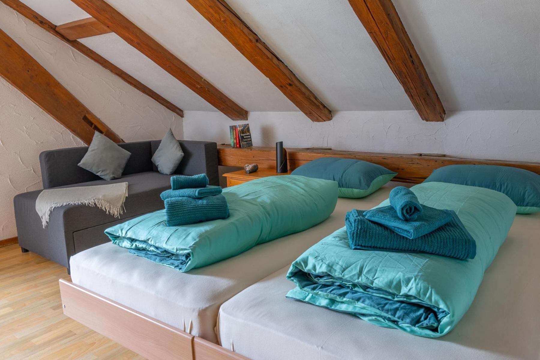 Chrona Bed & Breakfast Jenaz Pokój zdjęcie